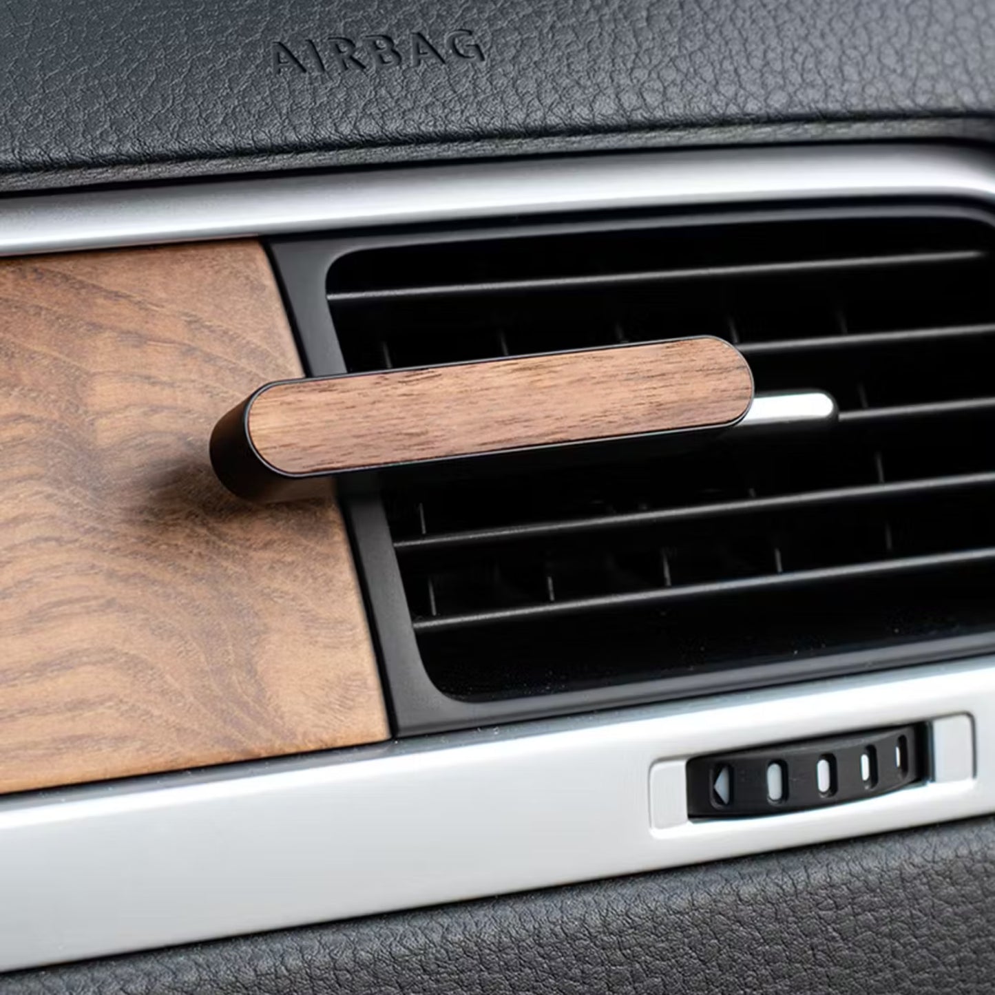 Car Diffuser – Walnut & Aluminum